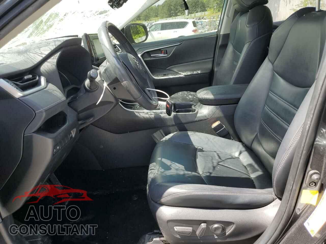TOYOTA RAV4 2020 - JTMC1RFV3LJ018329