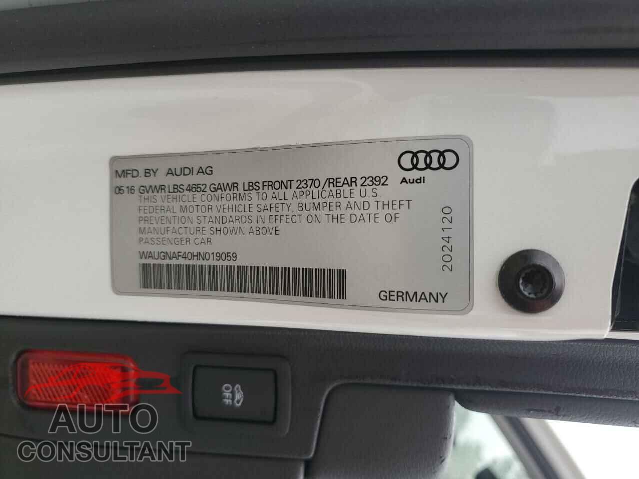 AUDI A4 2017 - WAUGNAF40HN019059