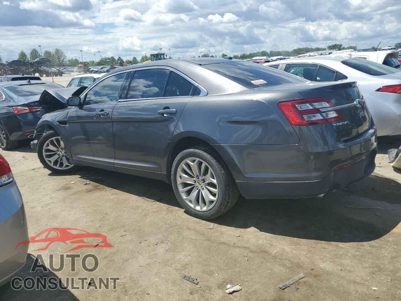 FORD TAURUS 2015 - 1FAHP2F87FG170997