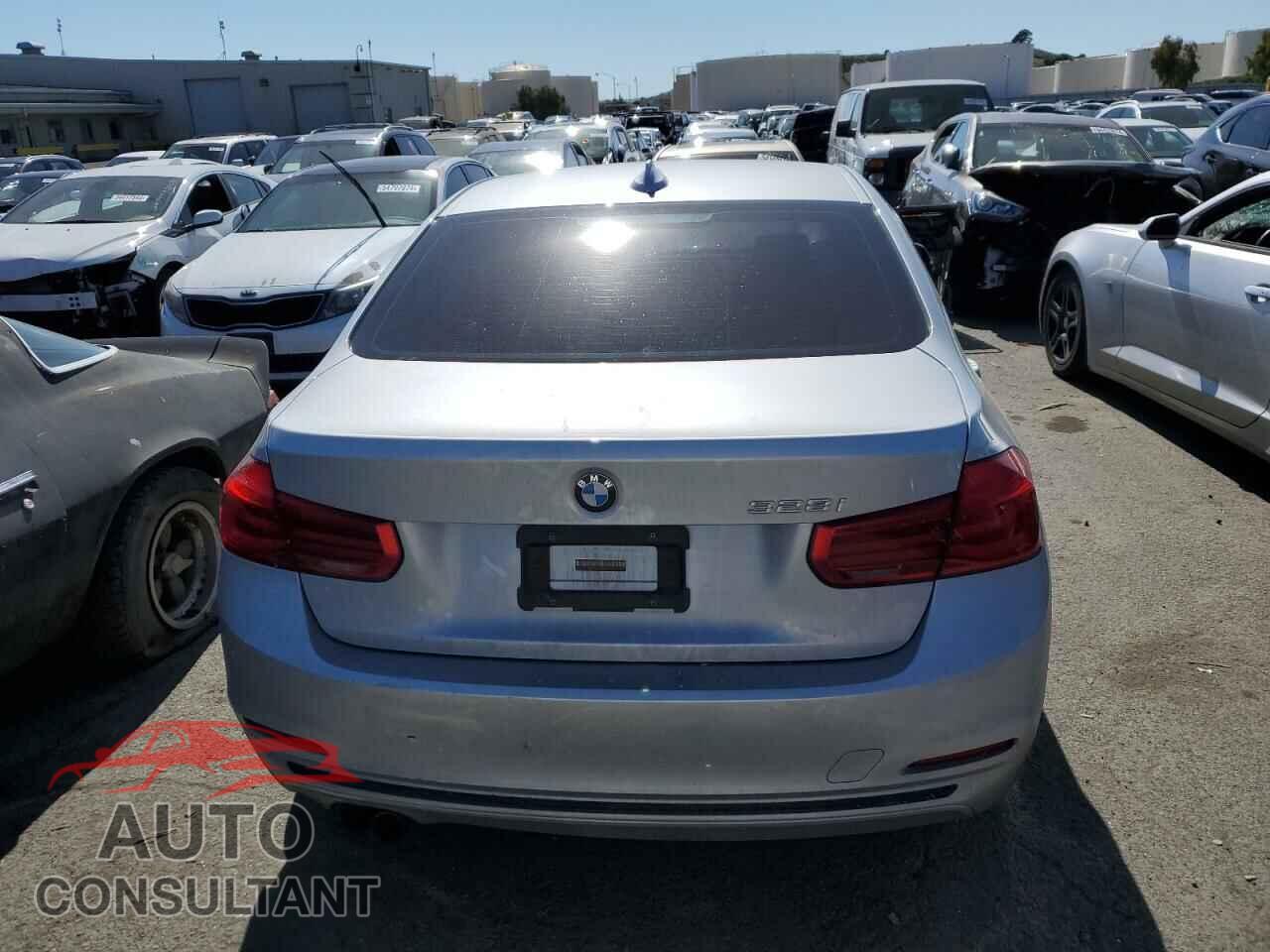 BMW 3 SERIES 2016 - WBA8E9G52GNU29709
