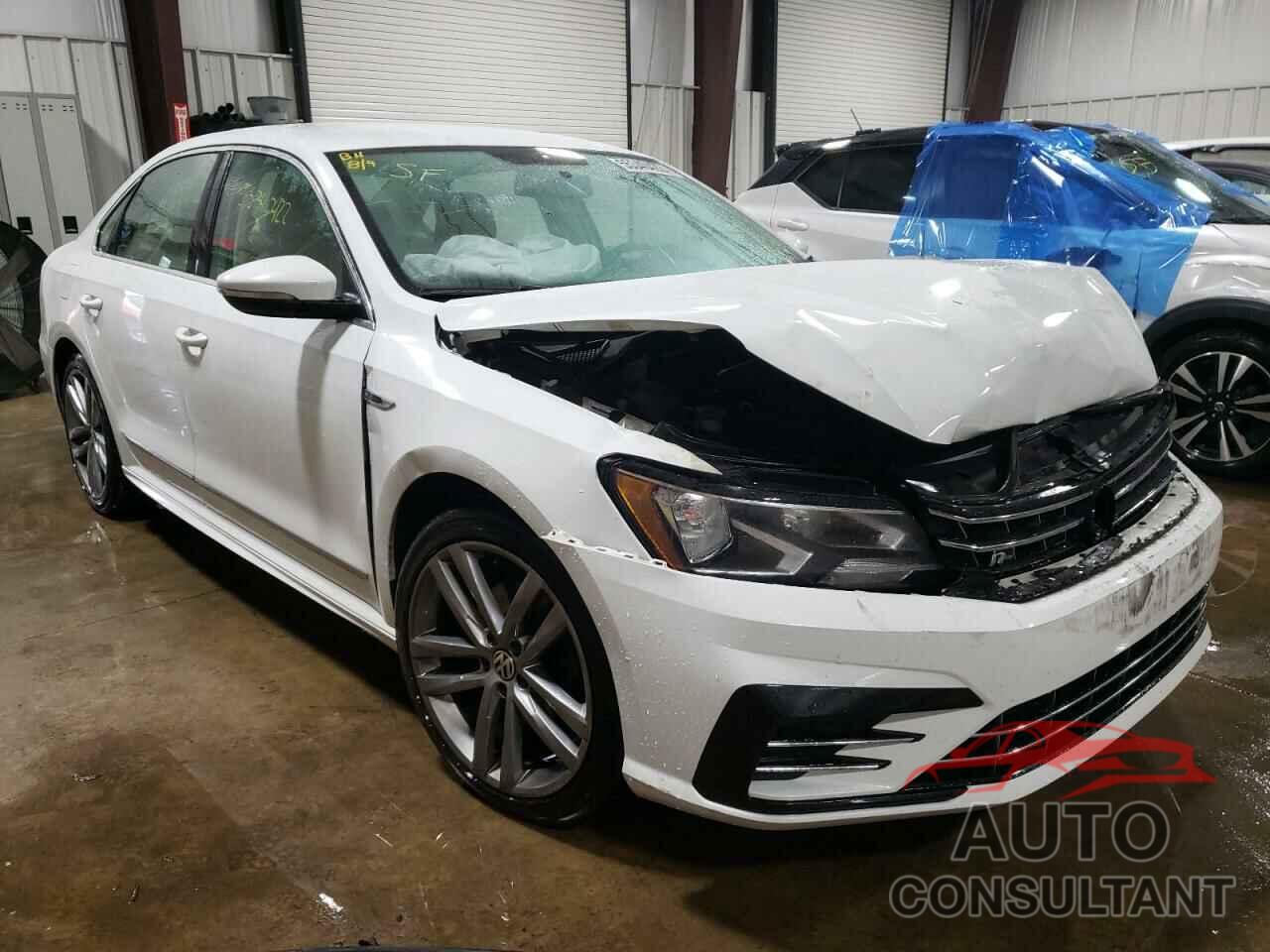 VOLKSWAGEN PASSAT 2017 - 1VWDT7A38HC004590