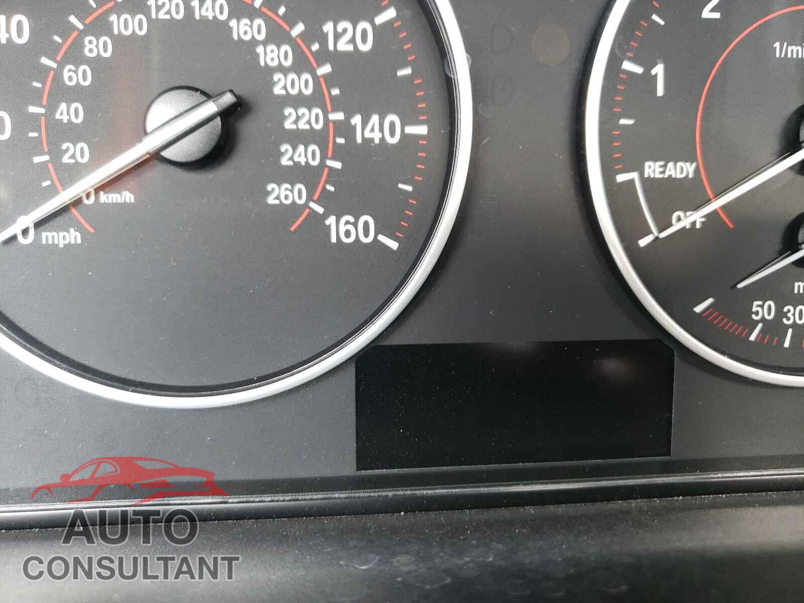 BMW 3 SERIES 2016 - WBA8E9G59GNU30212