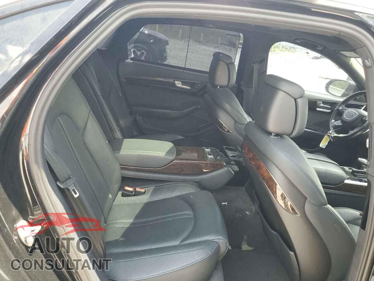 AUDI A8 2017 - WAU44AFD8HN005903
