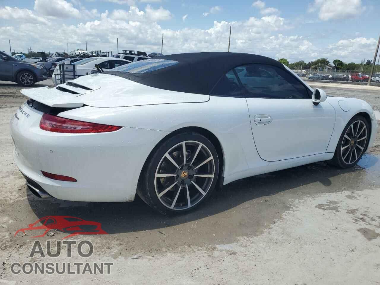 PORSCHE 911 2014 - WP0CA2A9XES140829