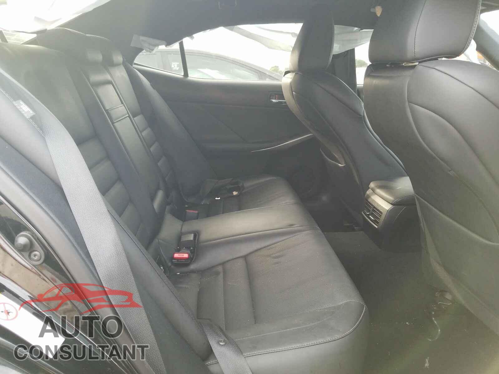 LEXUS IS 2016 - JTHBA1D21G5004819