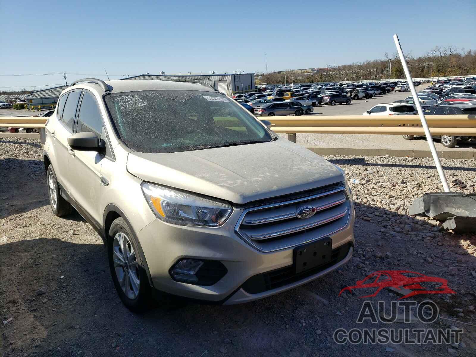FORD ESCAPE 2018 - 1FMCU0GD5JUA83893