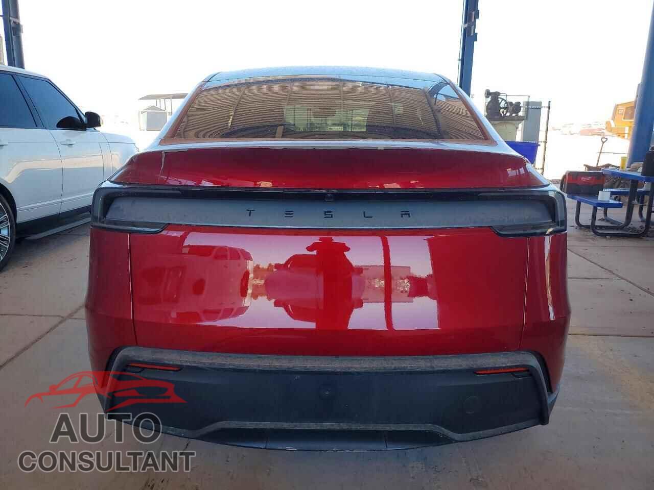TESLA MODEL Y 2026 - 7SAYGDED4TF421858