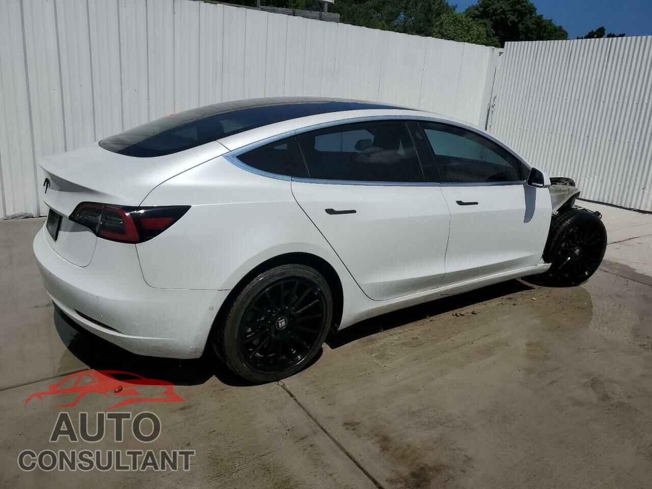 TESLA MODEL 3 2019 - 5YJ3E1EA4KF464712