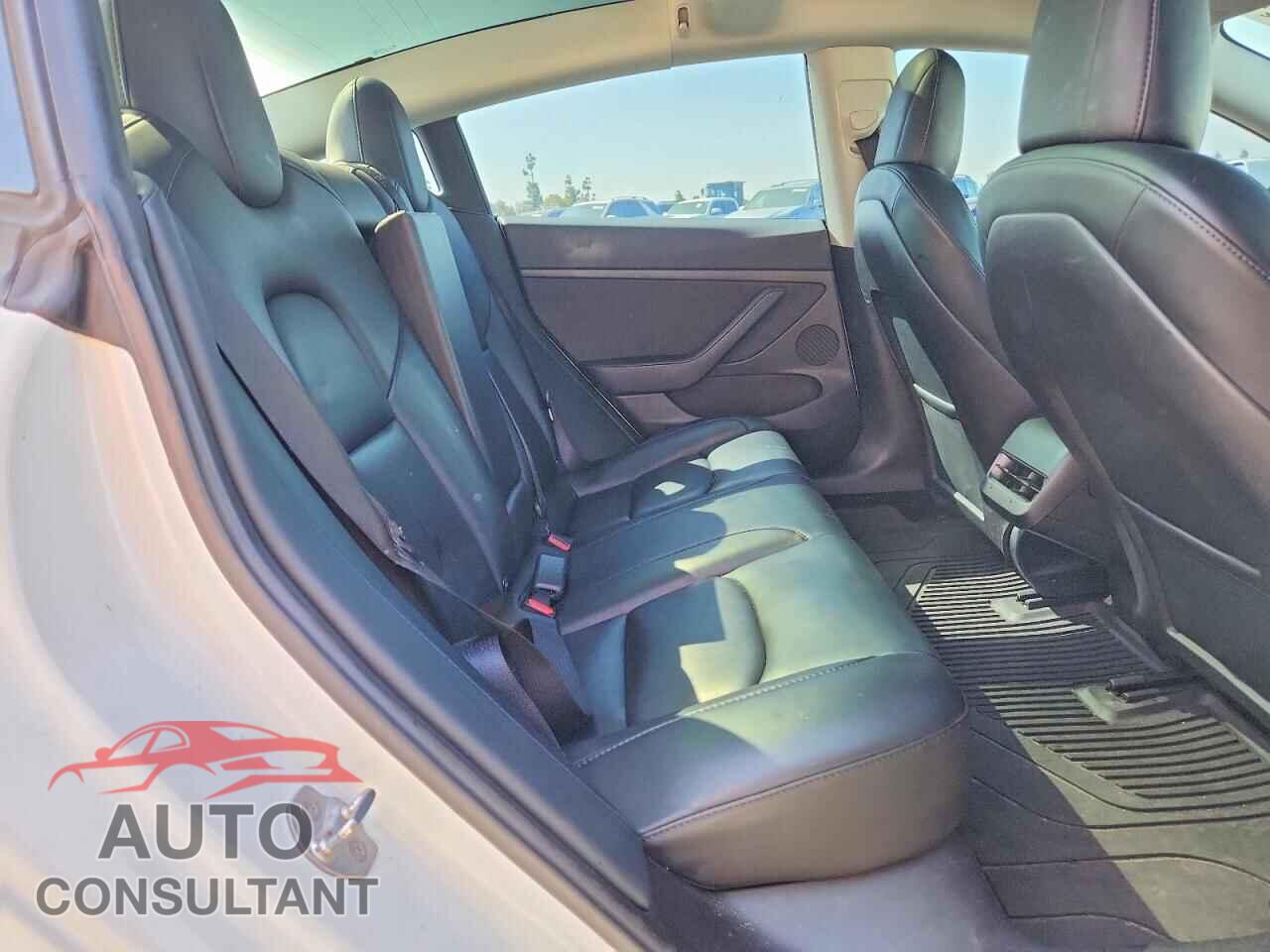 TESLA MODEL 3 2023 - 5YJ3E1EA0PF453441