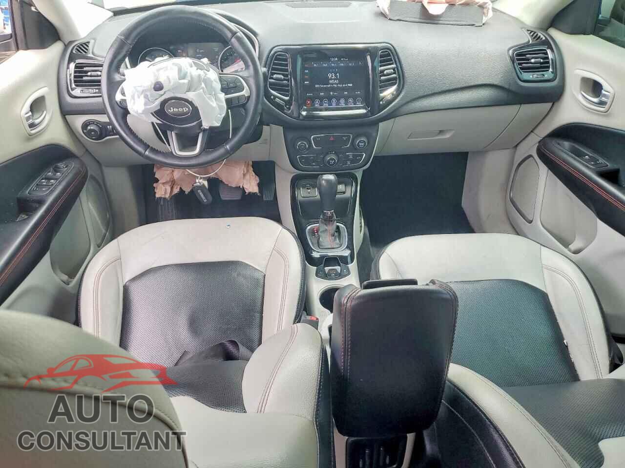 JEEP COMPASS 2019 - 3C4NJCCB1KT699078
