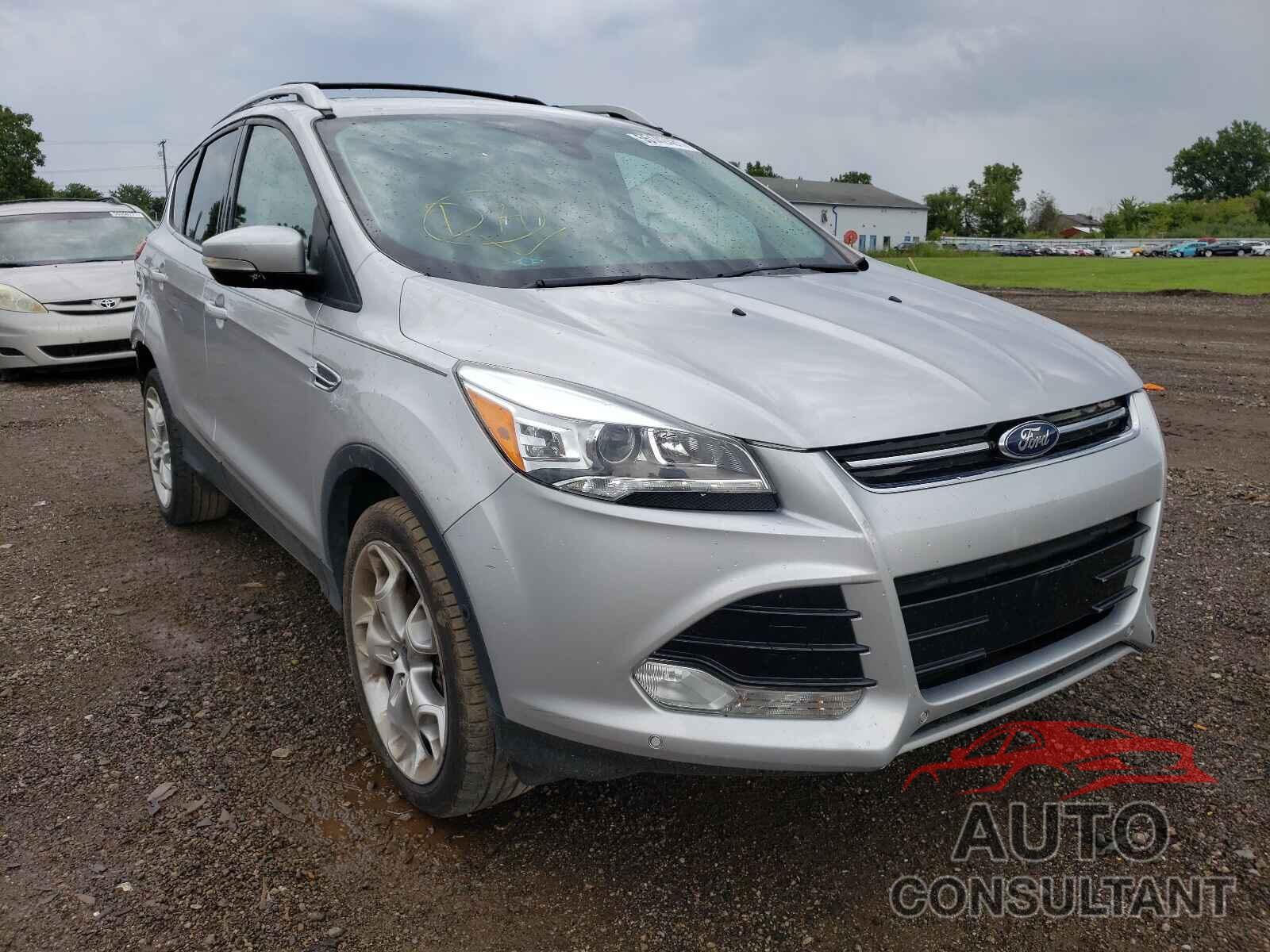 FORD ESCAPE 2016 - 1FMCU9J91GUC50042