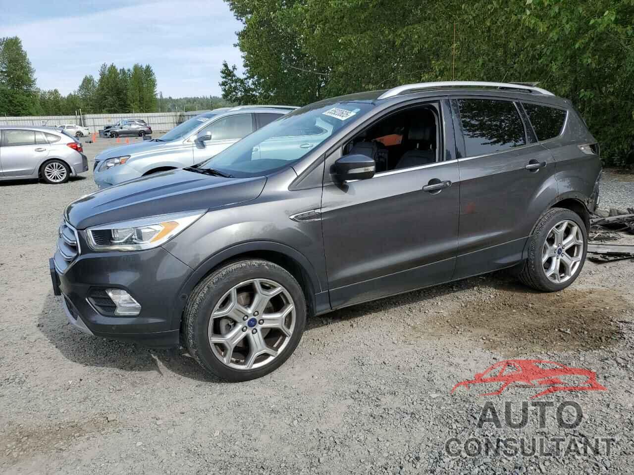 FORD ESCAPE 2017 - 1FMCU9J92HUB89981