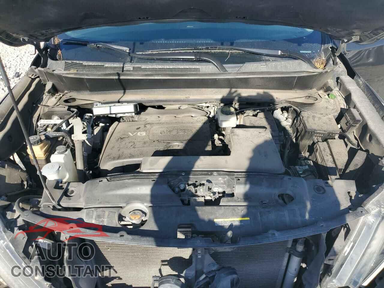 NISSAN PATHFINDER 2017 - 5N1DR2MN2HC613459