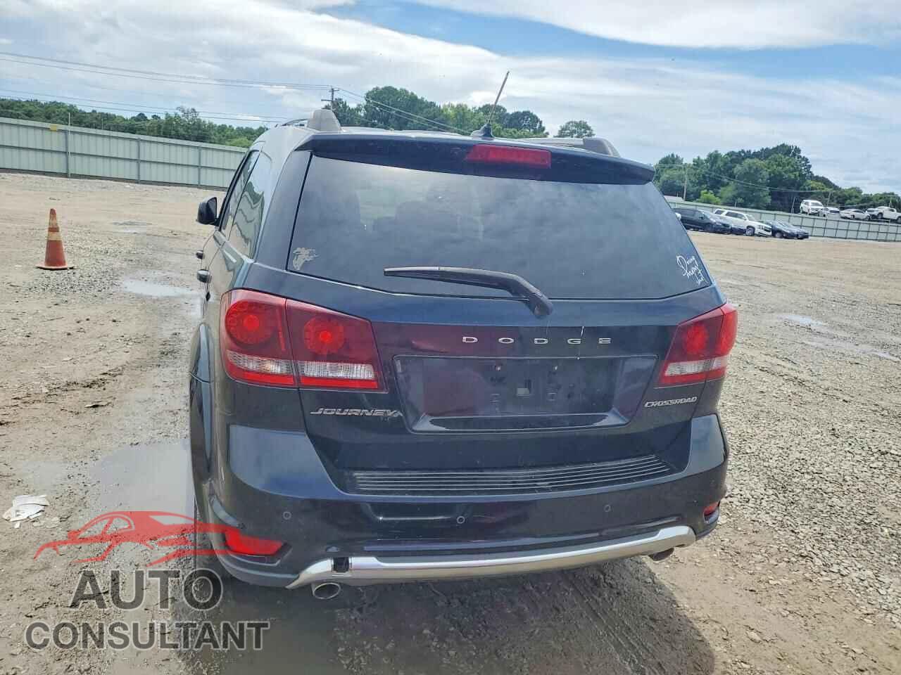 DODGE JOURNEY 2015 - 3C4PDCGG4FT511570