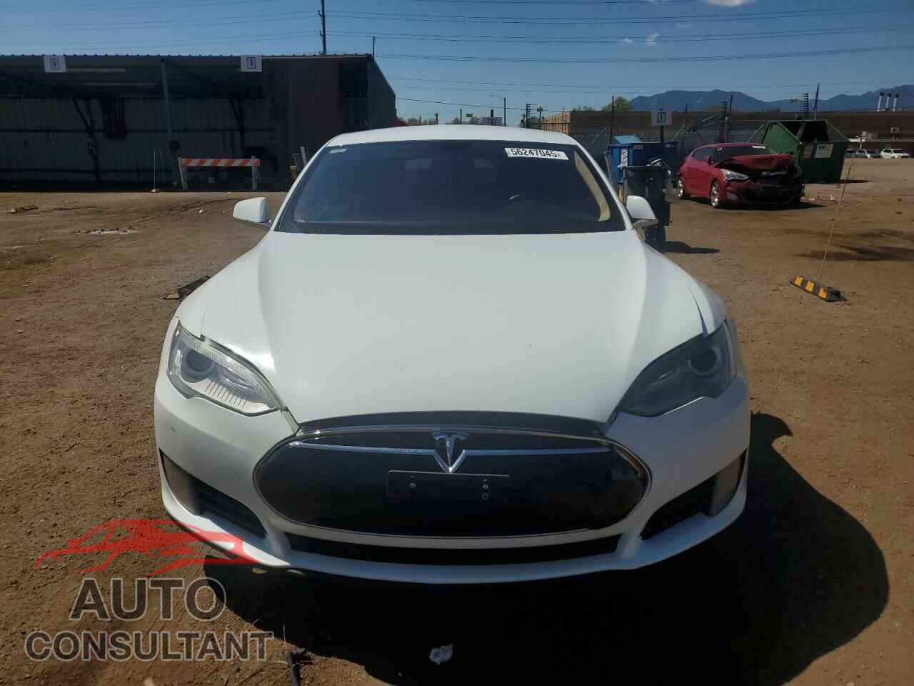 TESLA MODEL S 2013 - 5YJSA1AG3DFP11108