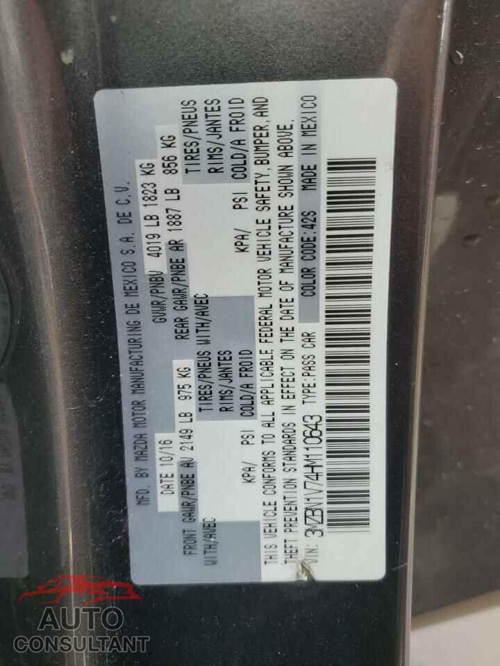 MAZDA 3 2017 - 3MZBN1V74HM110643