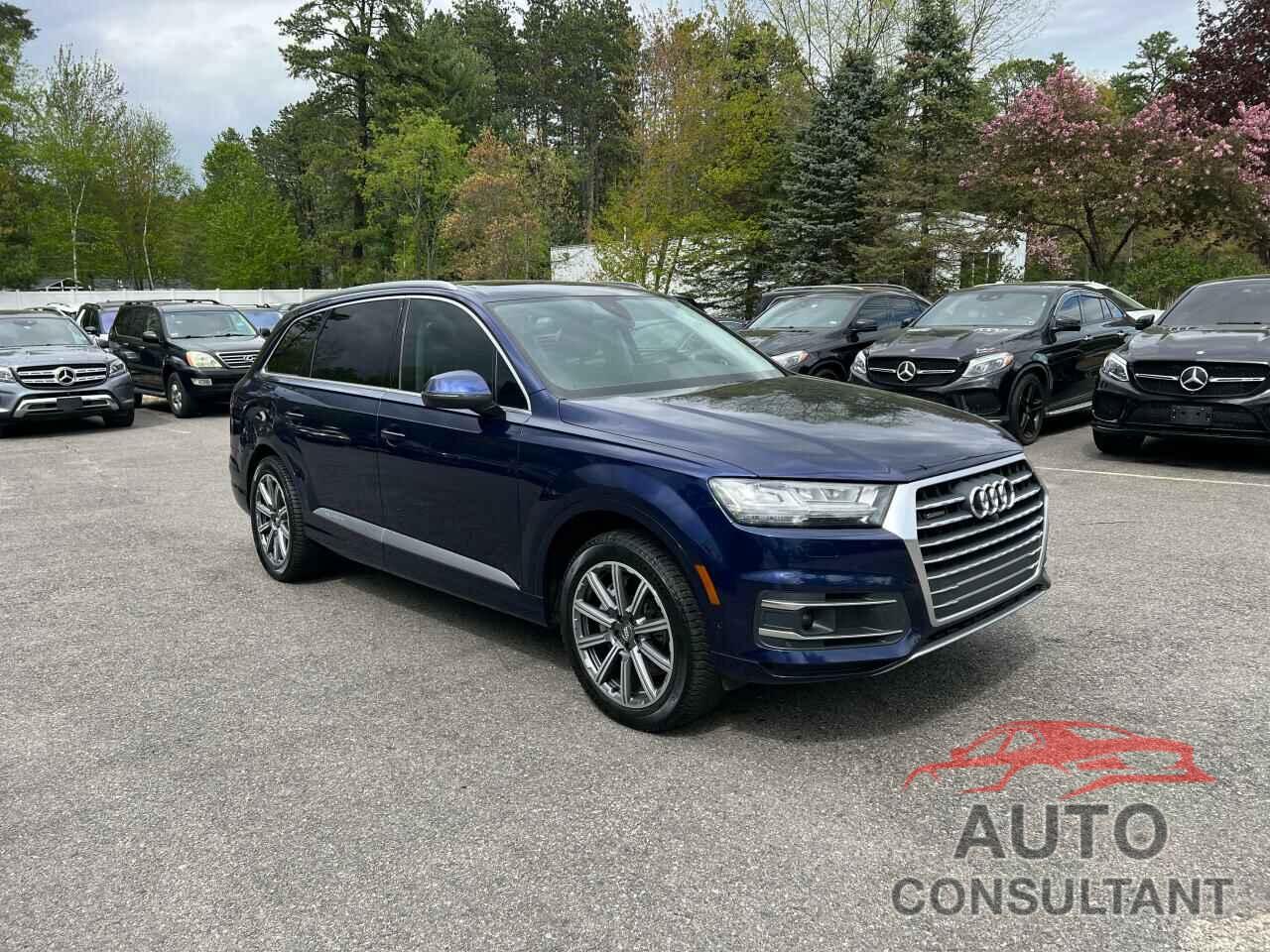 AUDI Q7 2019 - WA1LHAF73KD041633