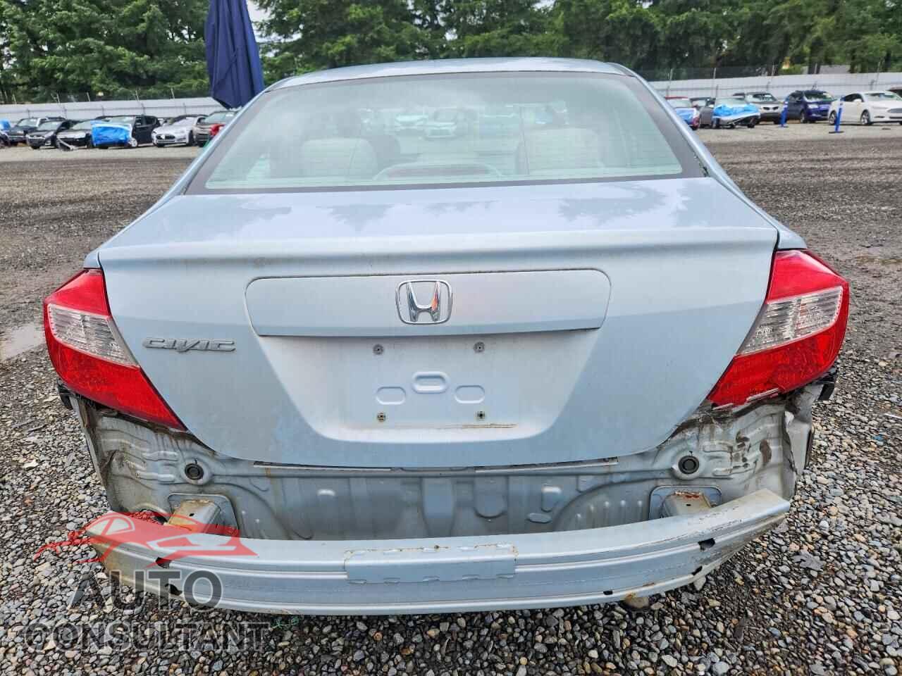 HONDA CIVIC 2012 - 2HGFB2F55CH528007