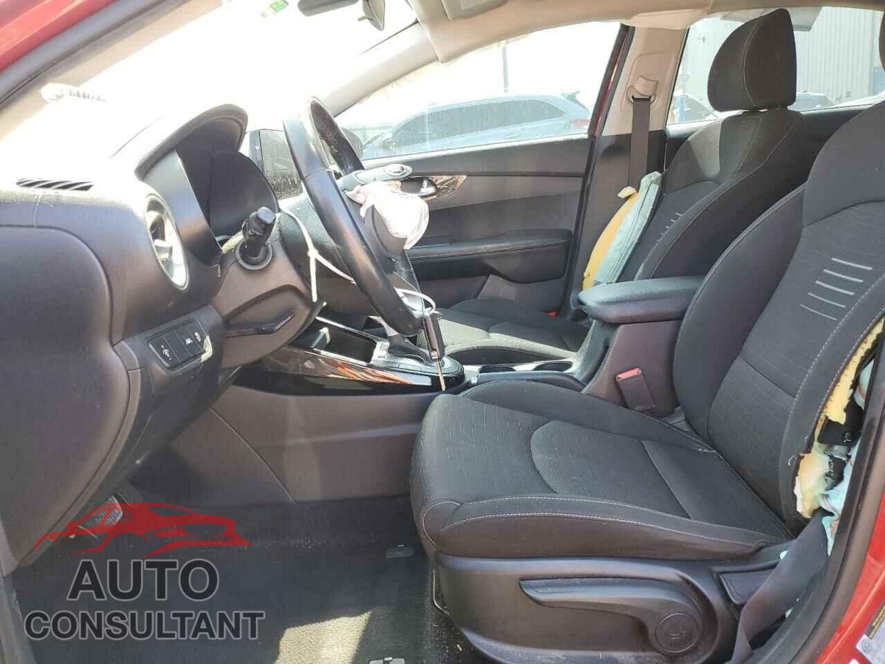 KIA FORTE 2019 - 3KPF34AD2KE041069