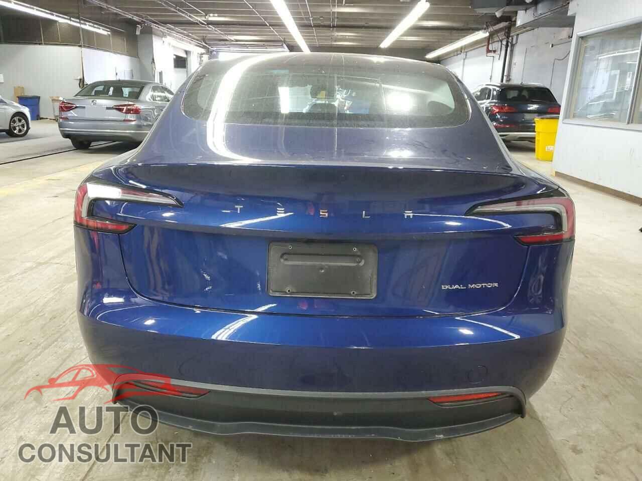 TESLA MODEL 3 2024 - 5YJ3E1EB0RF755355