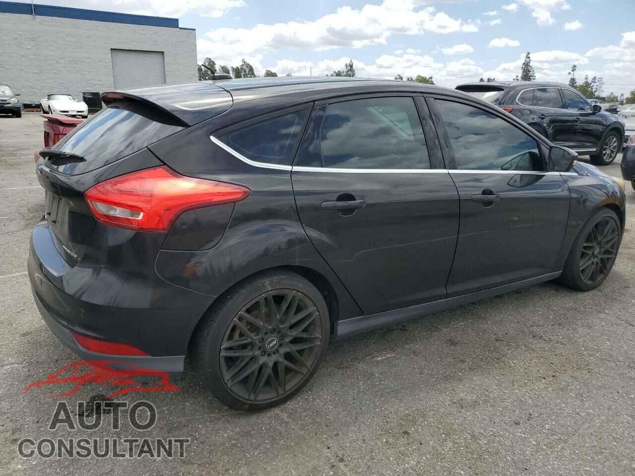 FORD FOCUS 2015 - 1FADP3N20FL232314