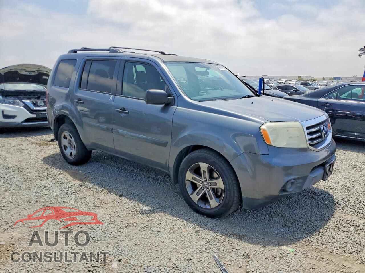 HONDA PILOT 2013 - 5FNYF4H26DB041187