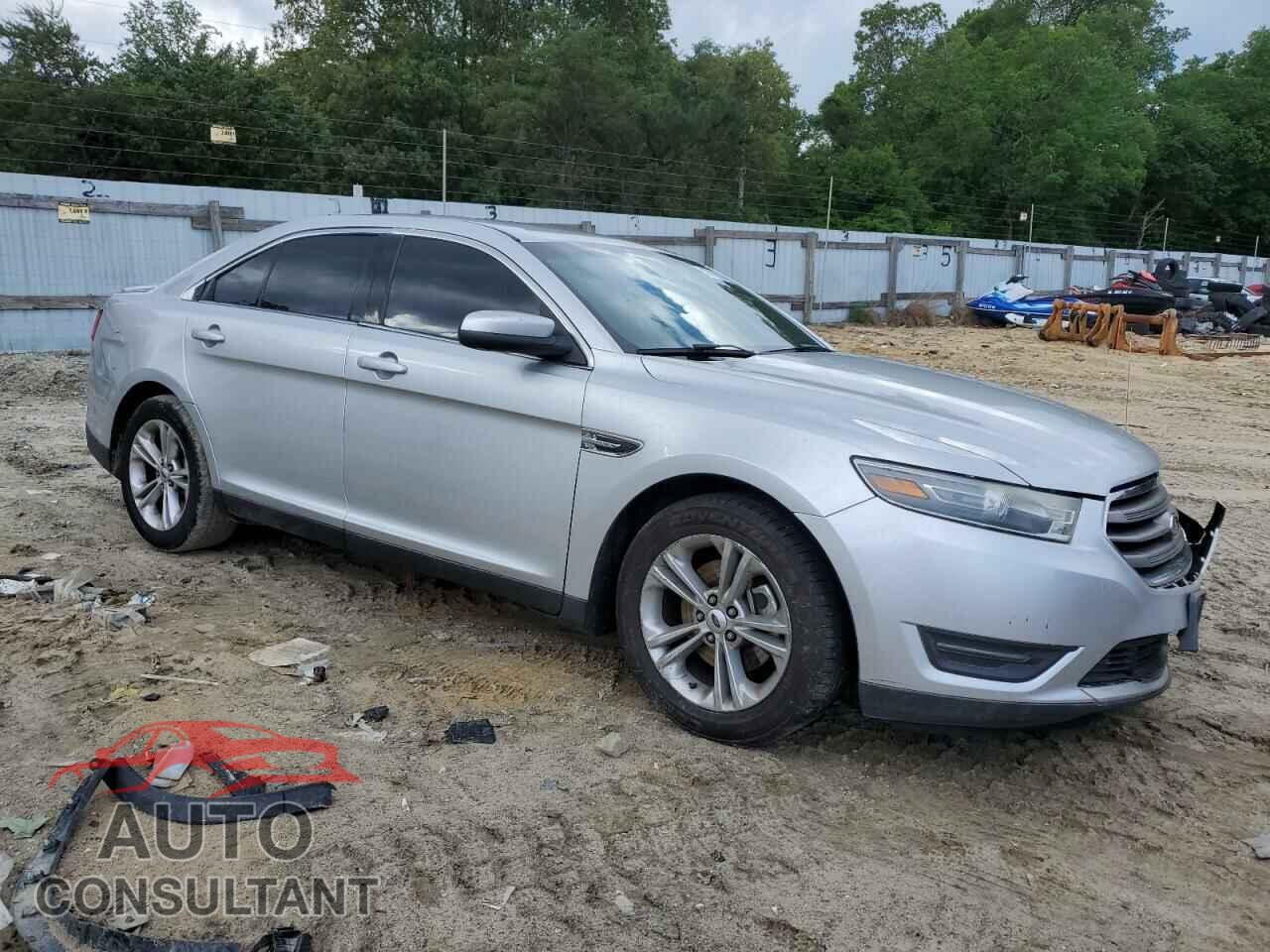 FORD TAURUS 2013 - 1FAHP2E8XDG229104