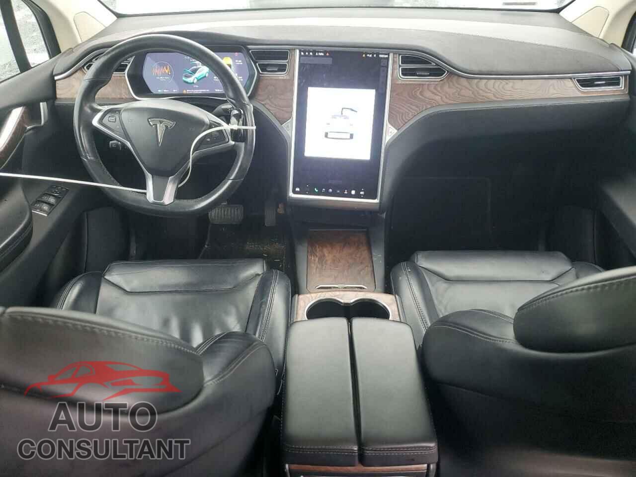 TESLA MODEL X 2017 - 5YJXCAE29HF045697