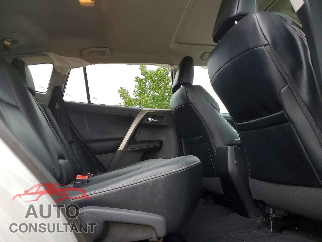 TOYOTA RAV4 2015 - 2T3DFREV0FW336034