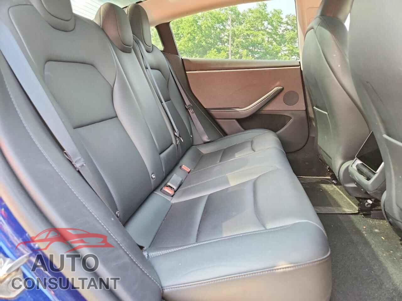 TESLA MODEL 3 2024 - 5YJ3E1EA6RF739989