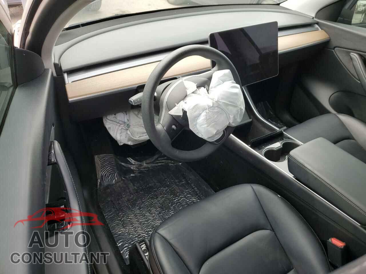 TESLA MODEL Y 2021 - 5YJYGDEE7MF108407