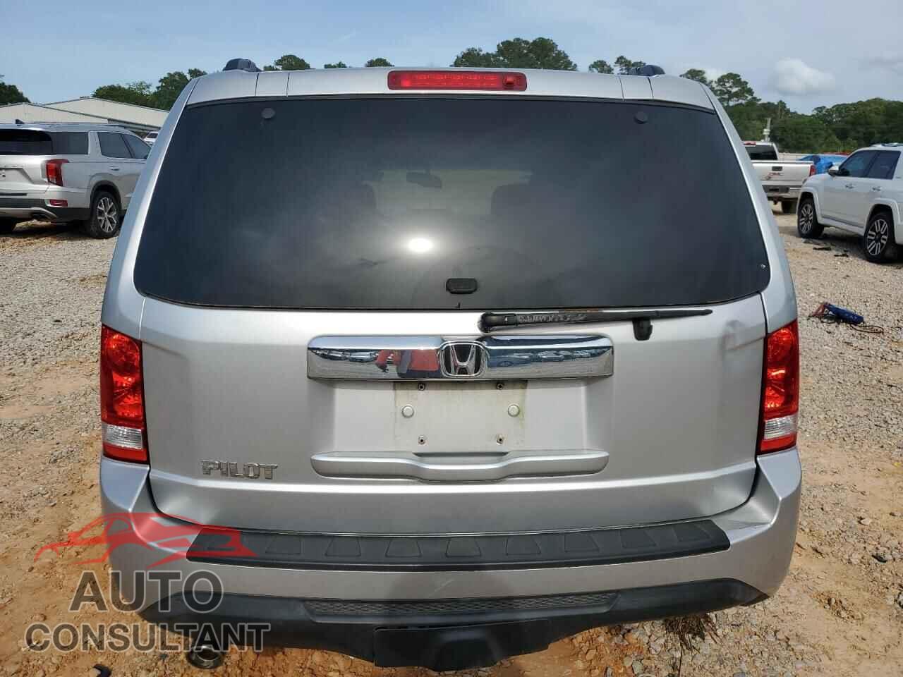 HONDA PILOT 2013 - 5FNYF3H56DB016021