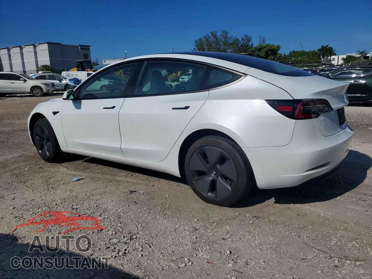 TESLA MODEL 3 2021 - 5YJ3E1EA2MF908639