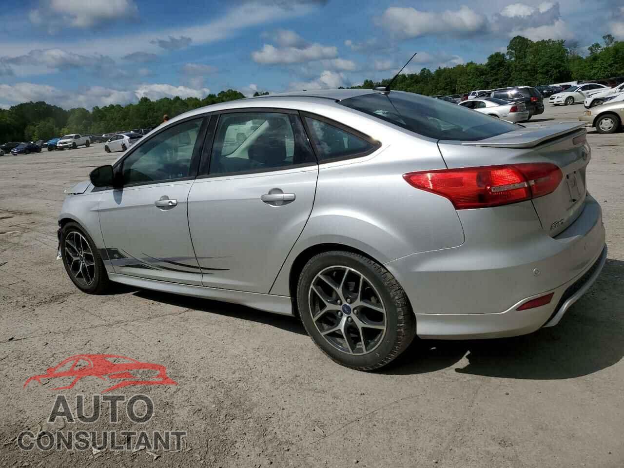 FORD FOCUS 2015 - 1FADP3F23FL253673