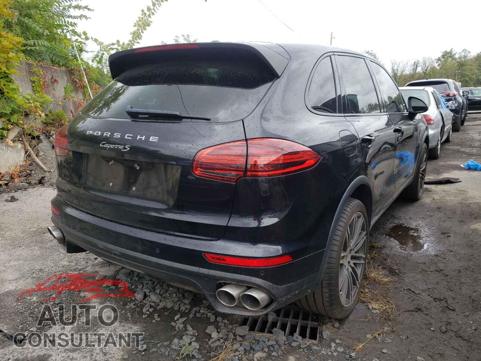 PORSCHE CAYENNE 2017 - WP1AB2A24HLA50810