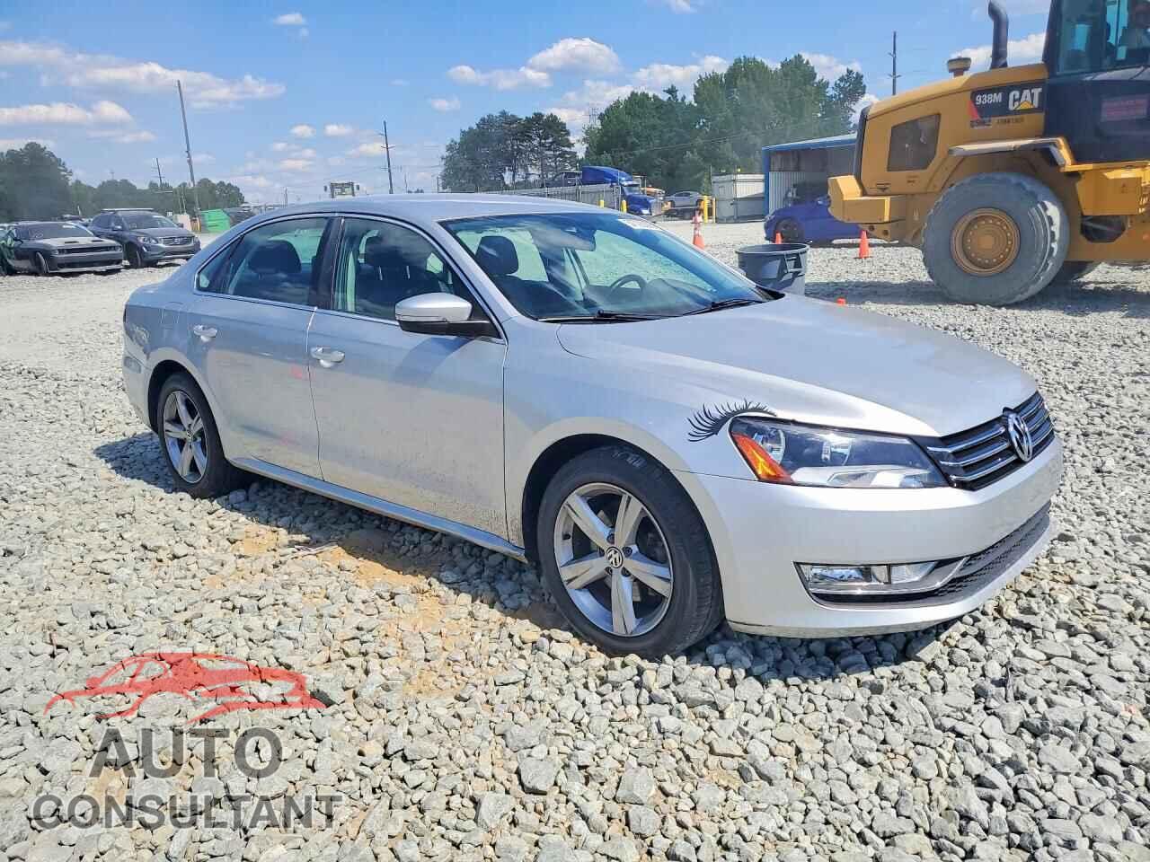 VOLKSWAGEN PASSAT 2015 - 1VWAT7A32FC100358