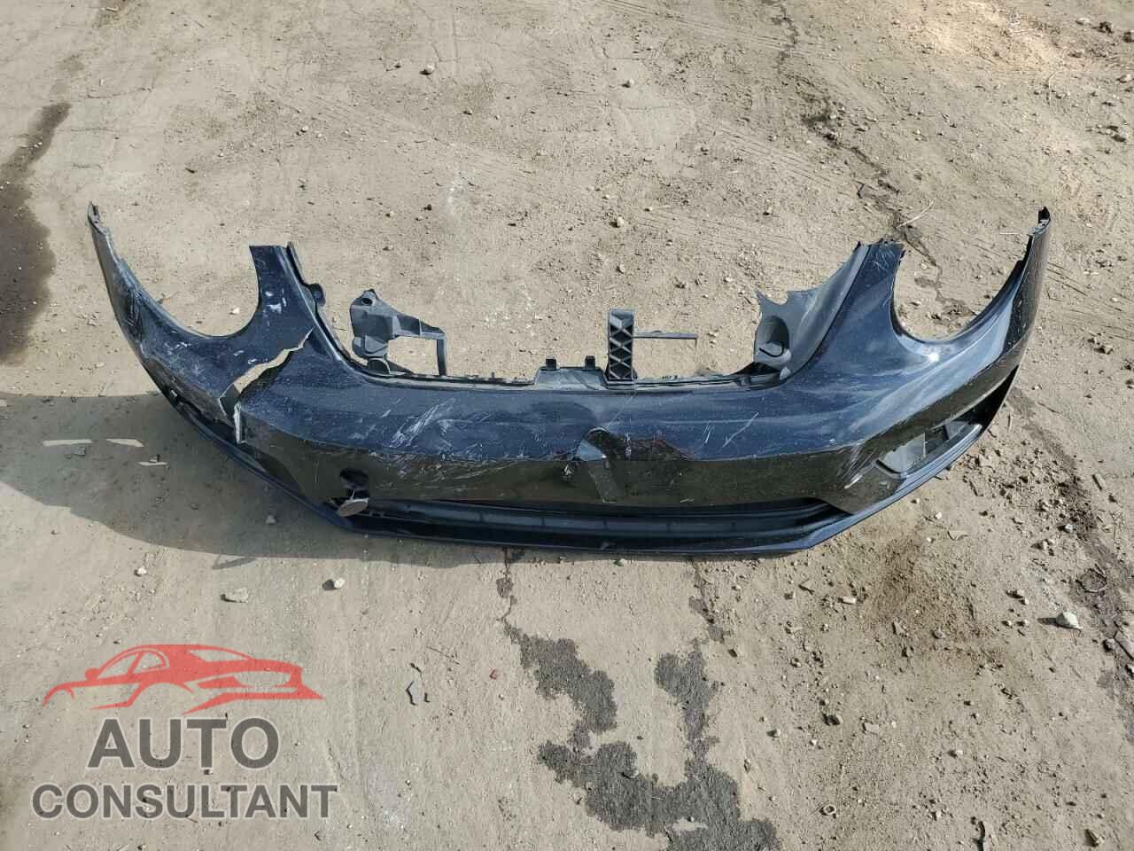 VOLKSWAGEN BEETLE 2018 - 3VWFD7AT3JM708691