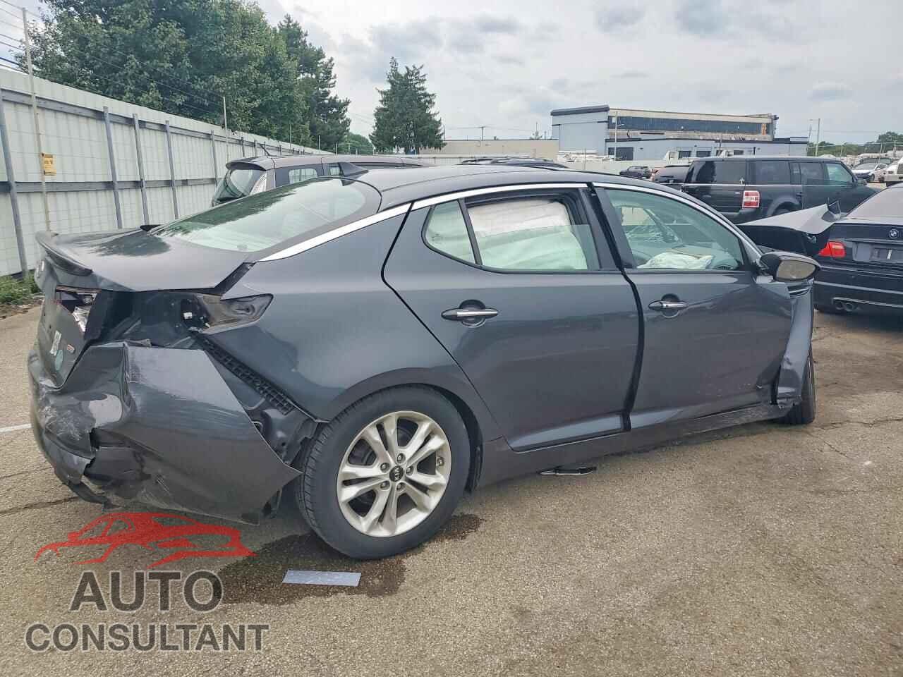KIA OPTIMA 2011 - KNAGN4A77B5159927