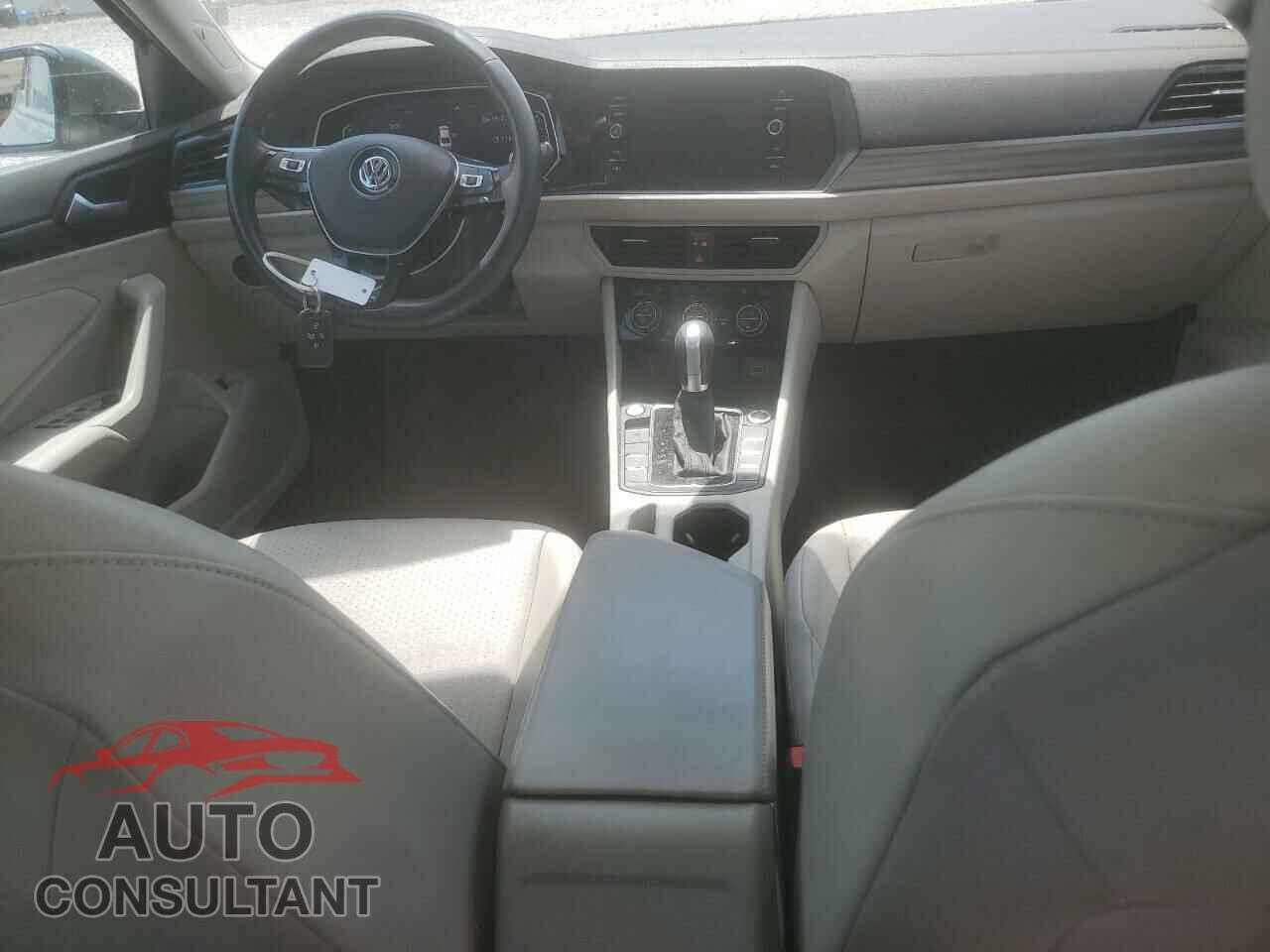 VOLKSWAGEN JETTA 2019 - 3VWEB7BU2KM230306