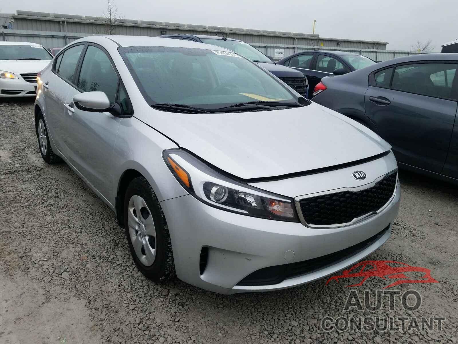 KIA FORTE 2017 - 3KPFK4A70HE024230