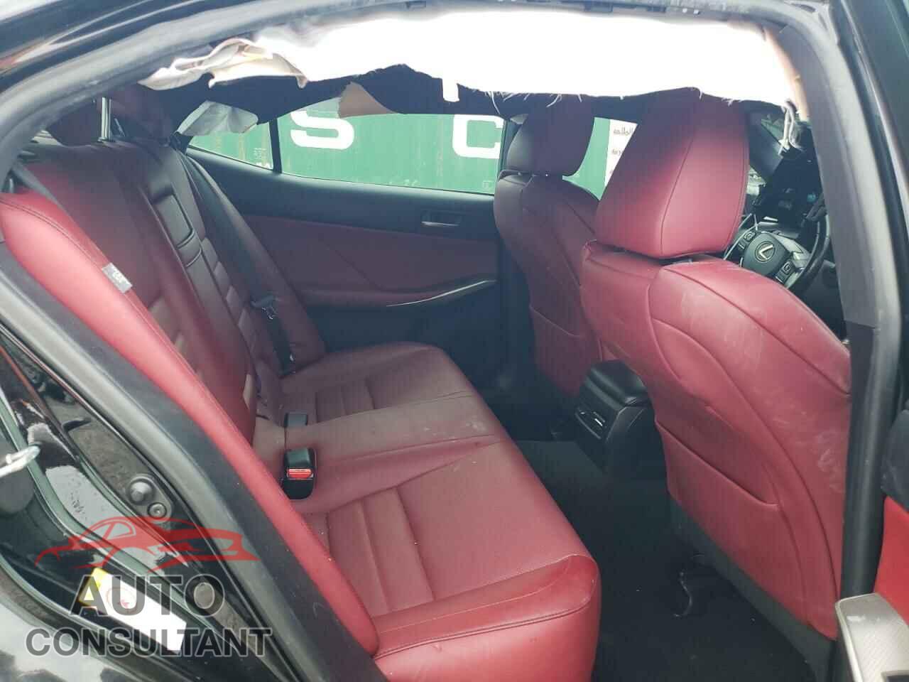 LEXUS IS 2017 - JTHBA1D27H5051547