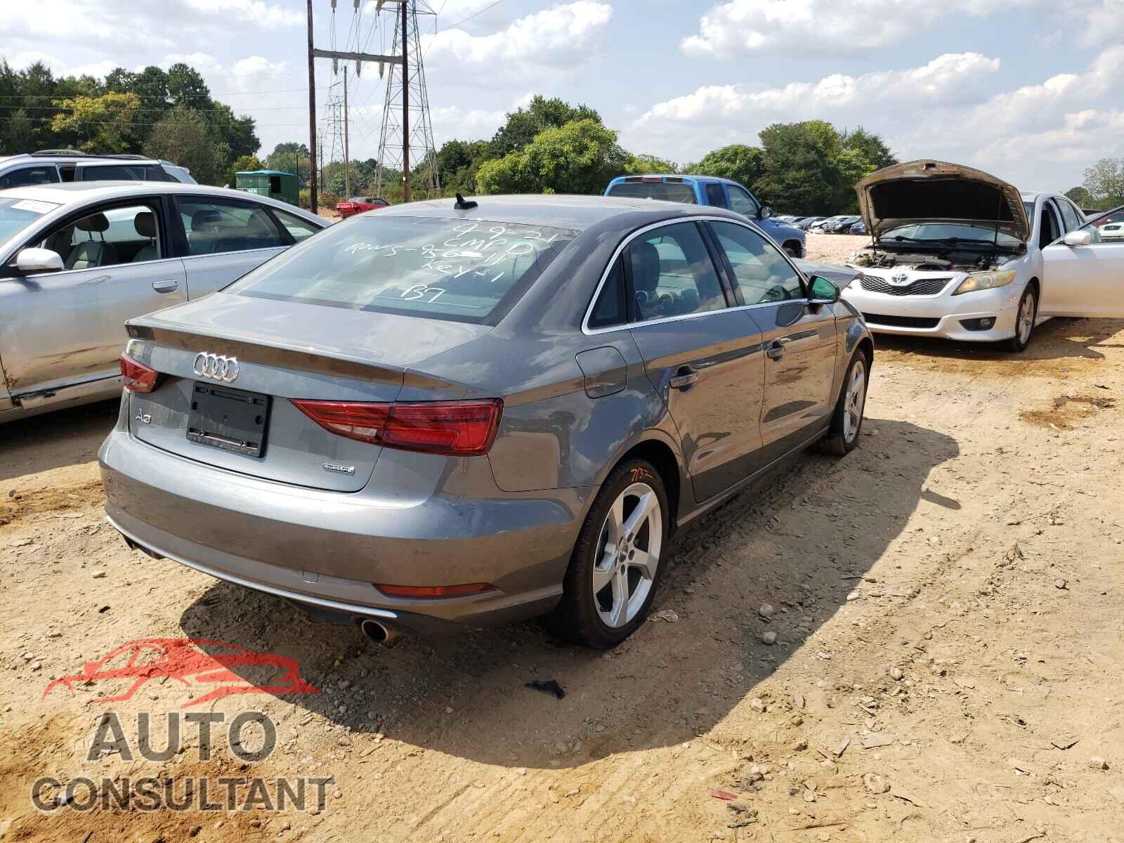 AUDI A3 2019 - WAUBEGFF5K1027767