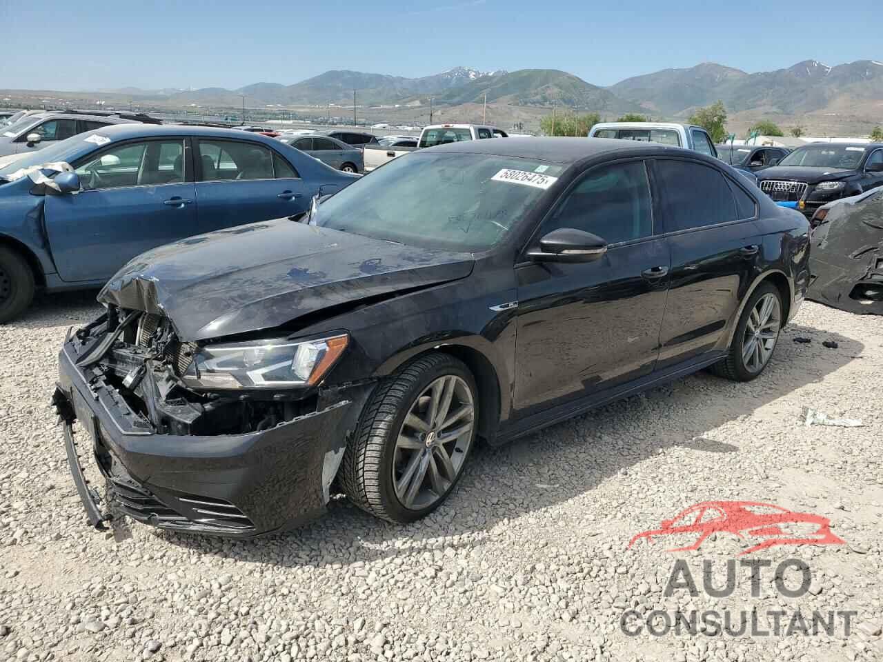 VOLKSWAGEN PASSAT 2018 - 1VWAA7A32JC033792