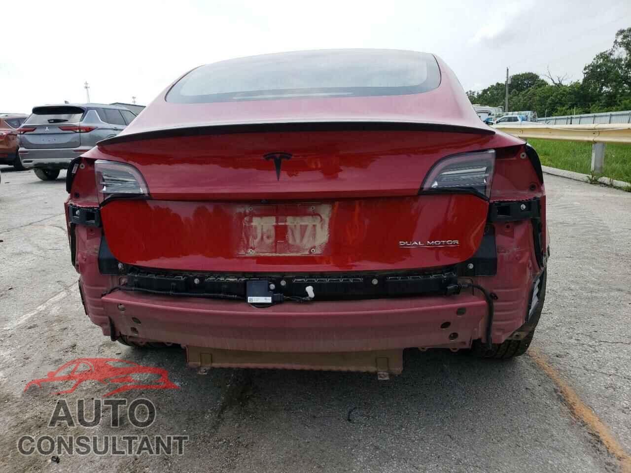 TESLA MODEL 3 2018 - 5YJ3E1EB5JF055299