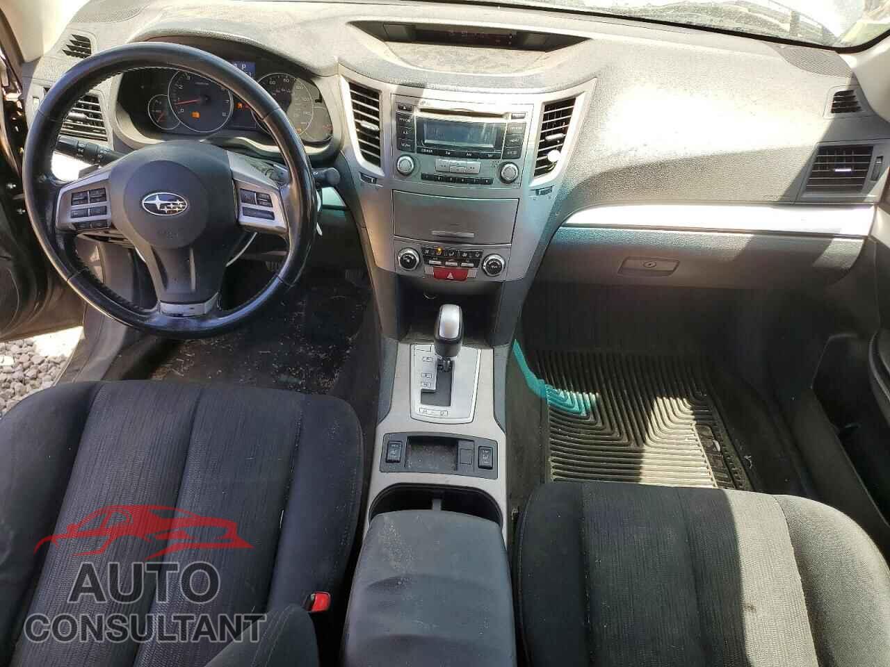 SUBARU OUTBACK 2013 - 4S4BRBCC5D3304828