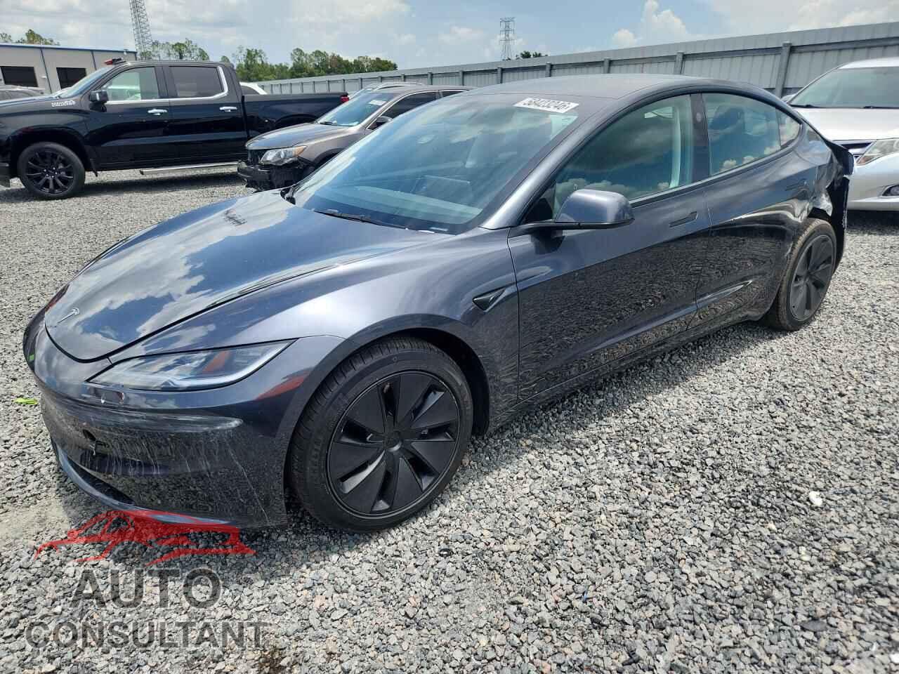 TESLA MODEL 3 2024 - 5YJ3E1EA5RF825438
