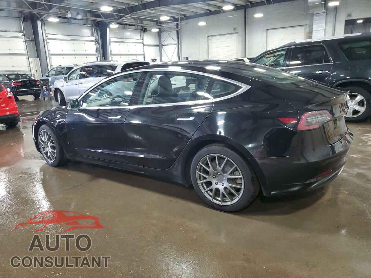 TESLA MODEL 3 2018 - 5YJ3E1EB2JF084615