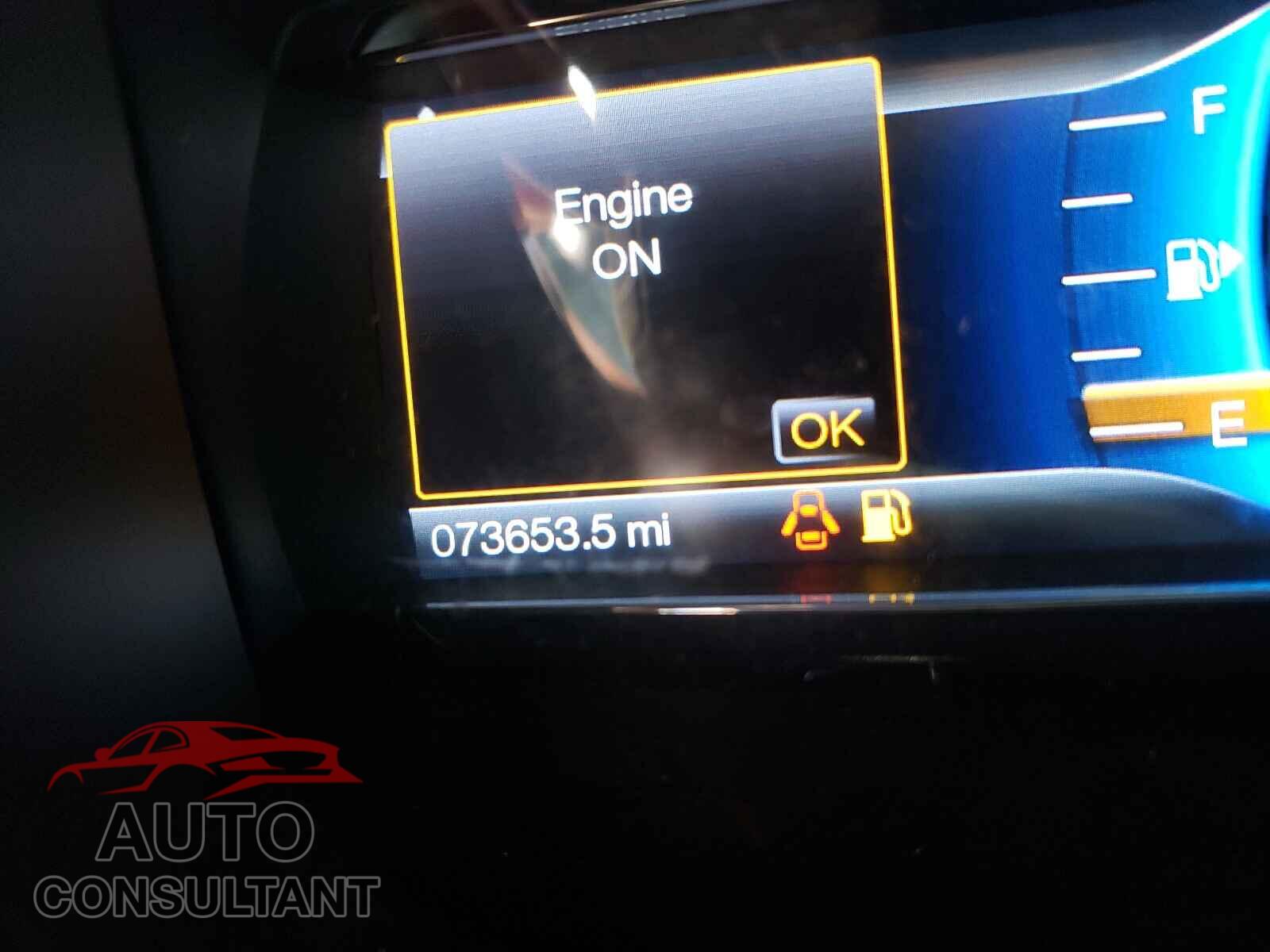 FORD TAURUS 2017 - 1FAHP2E81HG112792