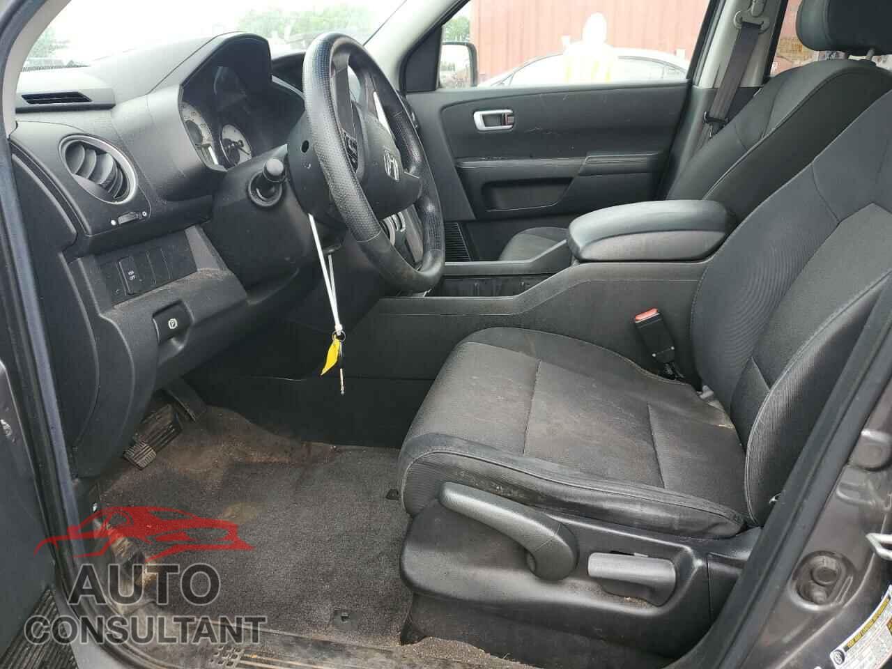 HONDA PILOT 2011 - 5FNYF4H23BB104100