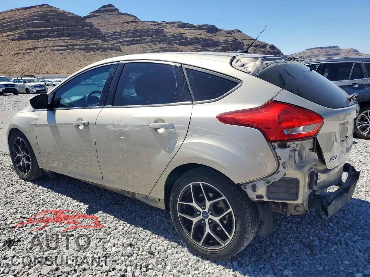 FORD FOCUS 2017 - 1FADP3M28HL206239